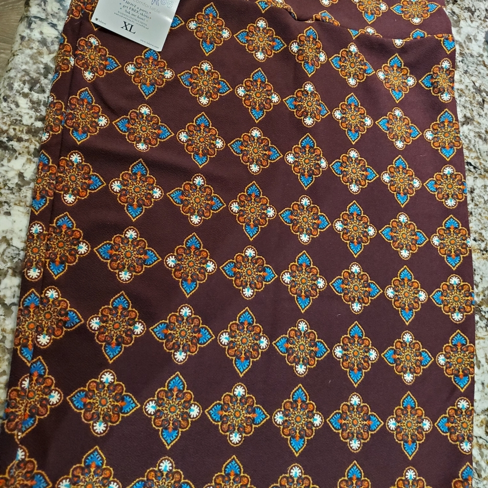 Lularoe skirt- Cassie